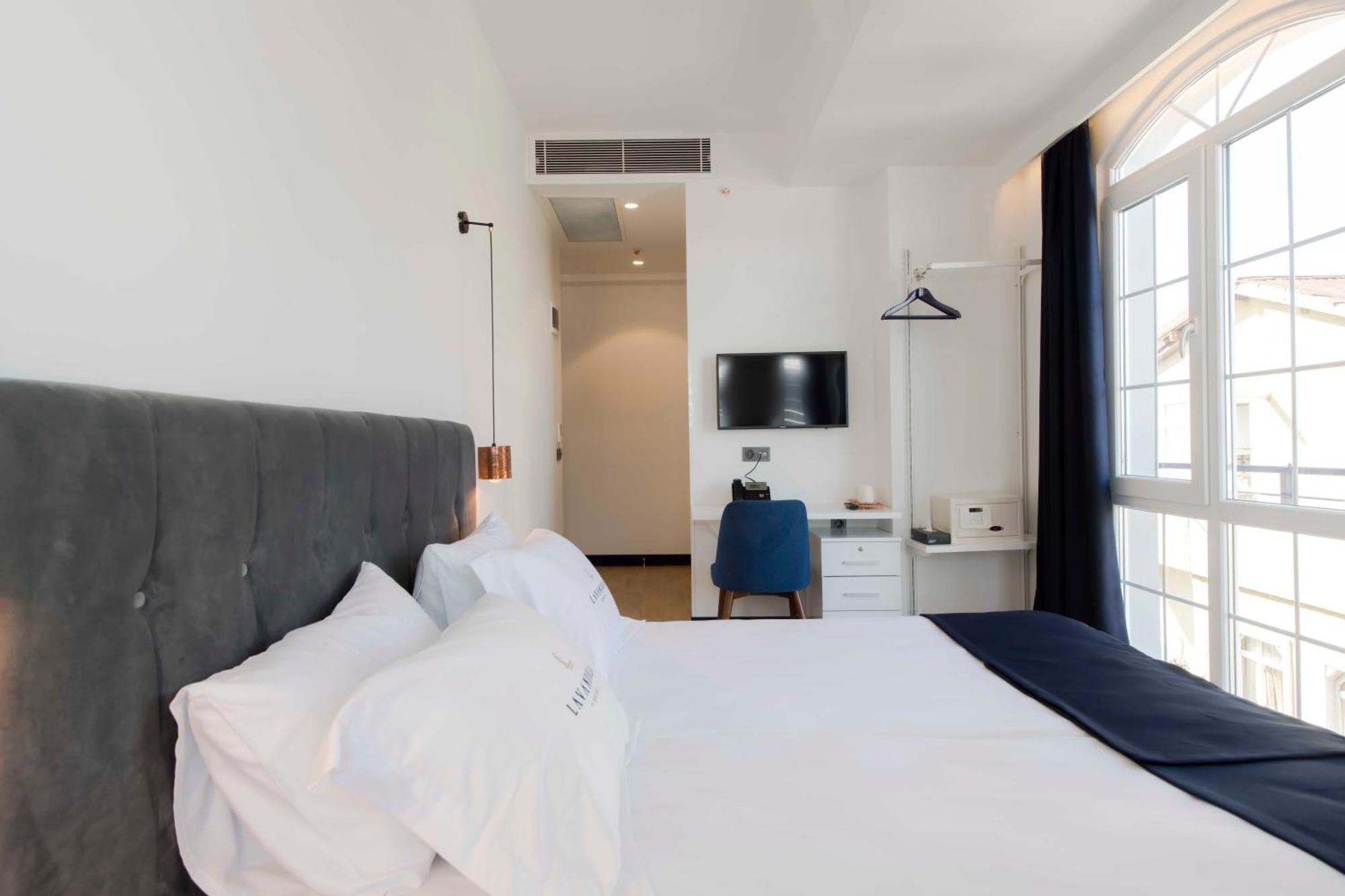 Hotels And Suites Platine Истанбул Екстериор снимка